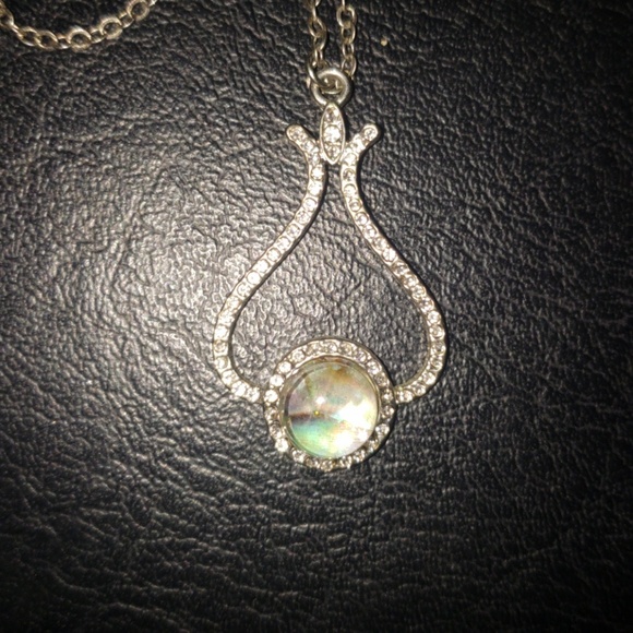 Beautiful necklace, charm is one of a multicore - Picture 3 of 3